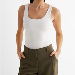 NWOT Express Body Contour High Compression Scoop Neck Bodysuit - White